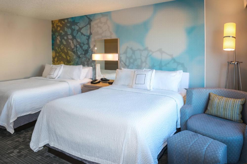 Queen Room with Two Queen Beds interior